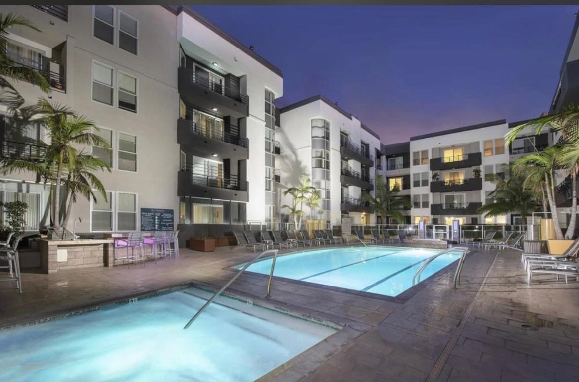 Spacious And With A Pool View