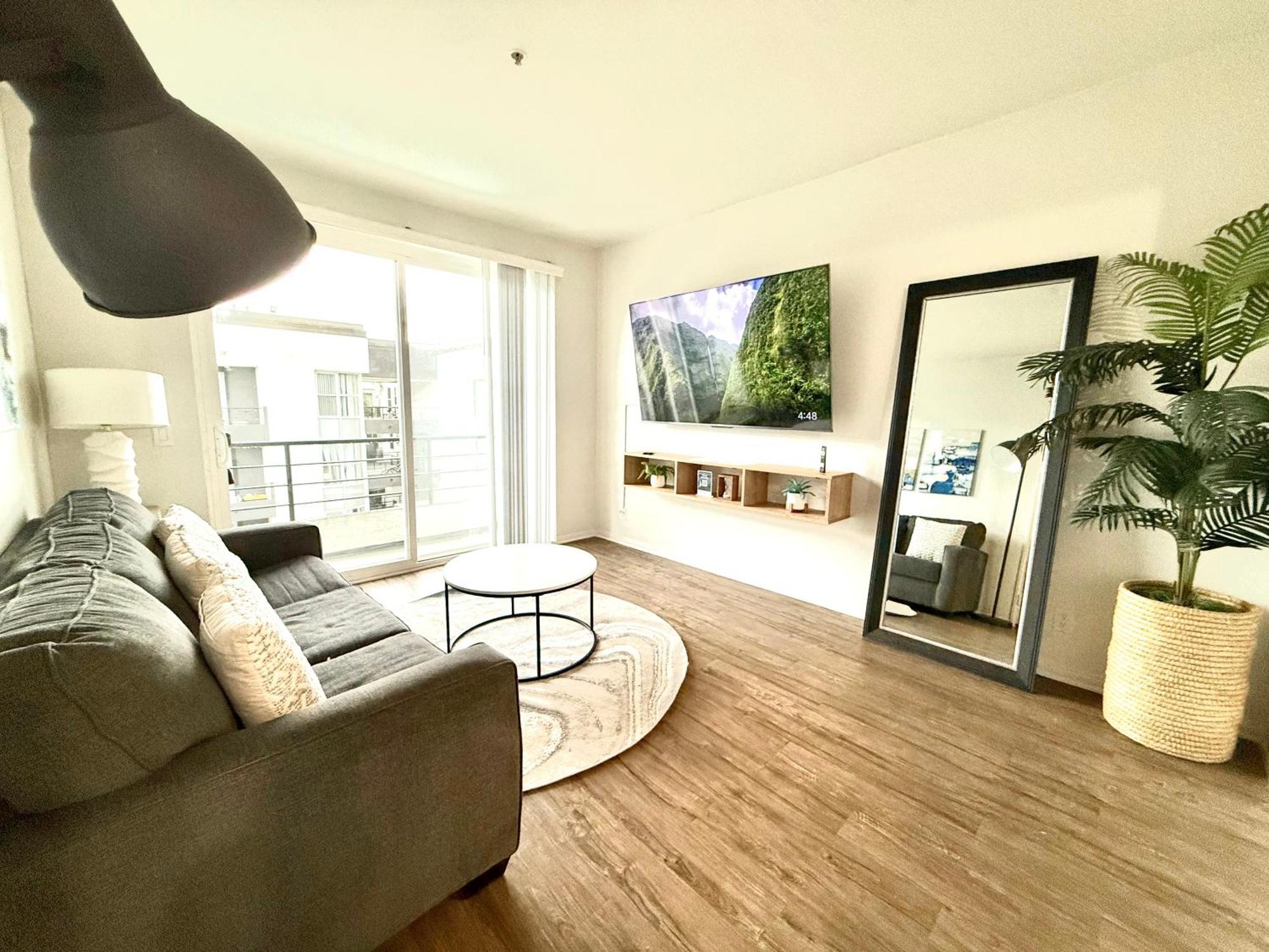 Spacious And With A Pool View